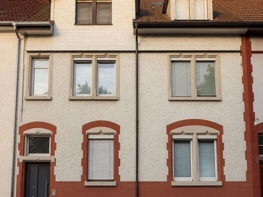Stadthaus zum Kauf provisionsfrei 749.000 € 9,5 Zimmer 228 m² 251 m² Grundstück frei ab 01.11.2026 Villingen Villingen-Schwenningen 78050
