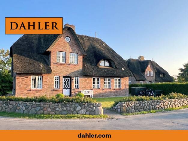 Haus zum Kauf 12 Zimmer 560 m² 1.934 m² Grundstück Utersum 25938