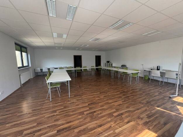 Bürofläche zum Kauf 280.000 € 3 Zimmer Neunkirchen 2620