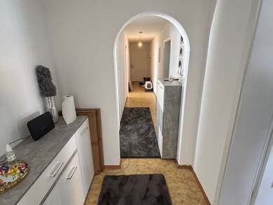 Wohnung zum Kauf 249.900 € 4 Zimmer 93 m² 1. Geschoss Klausenstraße 1 Kelheim Kelheim 93309