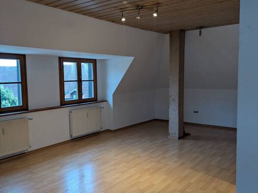 Maisonette zur Miete 660 € 2 Zimmer 74 m² Geschoss 1/2 frei ab sofort Passauer Straße 11 Ering Ering 94140