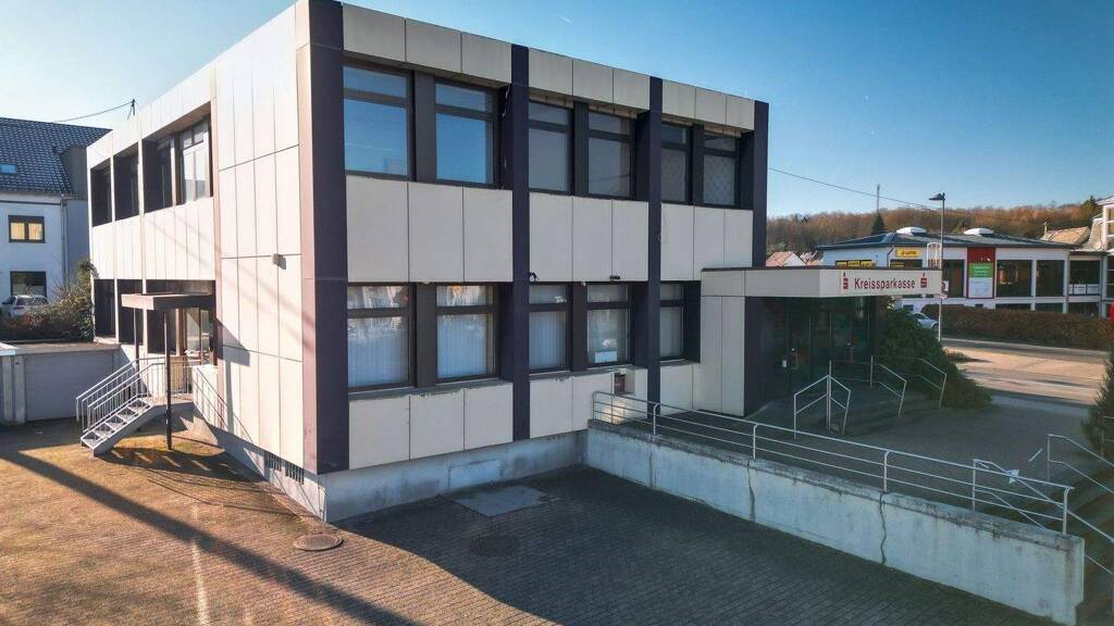 Haus zum Kauf 798.000 € 1.230 m² Grundstück Neuhäusel 56335