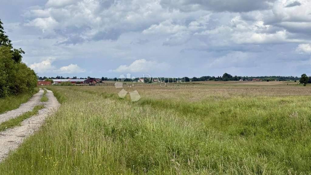 Land-/Forstwirtschaft zum Kauf 180.000 € Klinca Sela