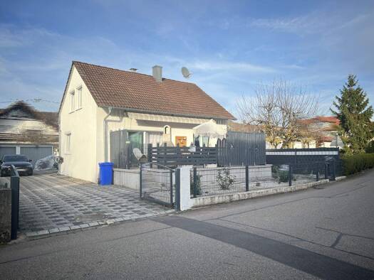 Einfamilienhaus zum Kauf 468.000 € 3 Zimmer 96 m² 456 m² Grundstück Unterlauchringen Lauchringen 79787