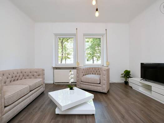 Wohnung zur Miete Wohnen auf Zeit 1.390 € 3 Zimmer 68 m² frei ab sofort Stuttgart 70186