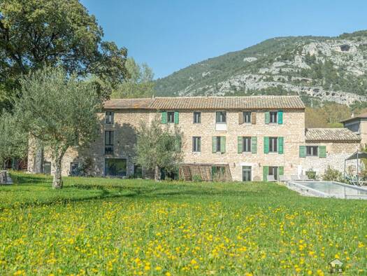 Einfamilienhaus zum Kauf 1.790.000 € 330 m² 3.620 m² Grundstück Nevons-route d'Apt L'Isle-sur-la-Sorgue 84800