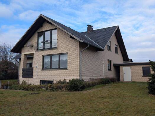 Mehrfamilienhaus zum Kauf 360.000 € 8 Zimmer 246 m² 6.113 m² Grundstück Windheim Petershagen 32469