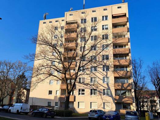 Wohnung zum Kauf 299.000 € 5 Zimmer 107 m² Oberursel 61440
