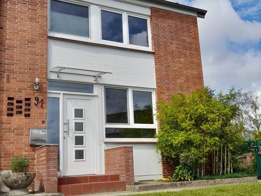 Reihenhaus zur Miete 1.190 € 4 Zimmer 90 m² 330 m² Grundstück frei ab sofort St. Jürgen Lübeck 23562