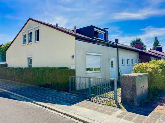 Mehrfamilienhaus zum Kauf 690.000 € 8 Zimmer 200 m² 860 m² Grundstück Langwasser Nürnberg 90473