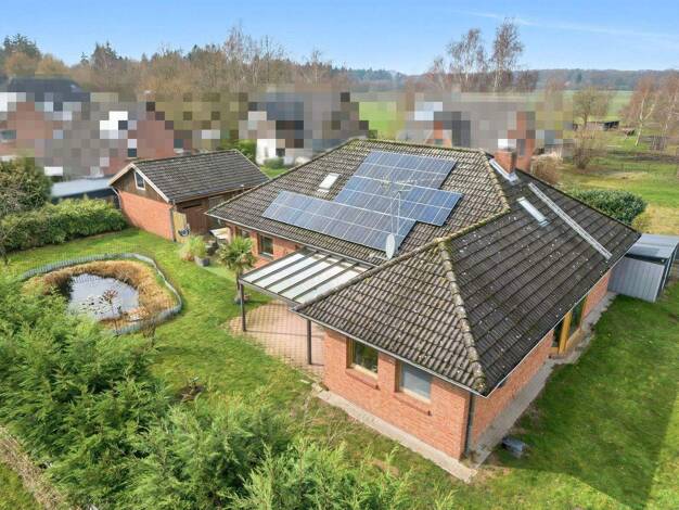 Einfamilienhaus zum Kauf 495.000 € 7,5 Zimmer 230 m² 1.707 m² Grundstück Hamweddel 24816