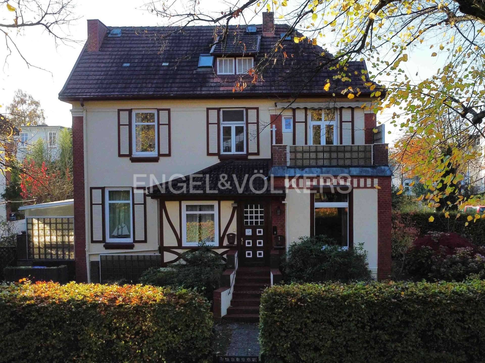 Mehrfamilienhaus zum Kauf 950.000 € 6,5 Zimmer 171 m²<br/>Wohnfläche 541 m²<br/>Grundstück Bergedorf Hamburg 21029