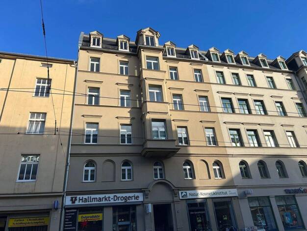 Wohnung zur Miete 1.000 € 3 Zimmer 136 m² 5. Geschoss frei ab 01.04.2026 Hallorenring 2 Innenstadt Halle (Saale) 06108