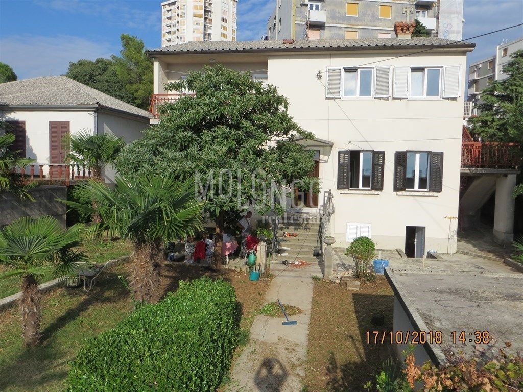 Haus zum Kauf 460.000 € 7 Zimmer 293 m²<br/>Wohnfläche 673 m²<br/>Grundstück Rijeka