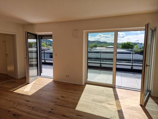 Penthouse zur Miete - Erstbezug 1.700 € 4 Zimmer 106 m² 5. Geschoss Deggendorf 94469