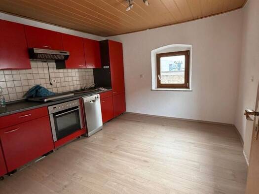 Wohnung zur Miete 800 € 4 Zimmer 80 m² Geschoss 1/2 frei ab sofort Böttingen Münsingen 72525