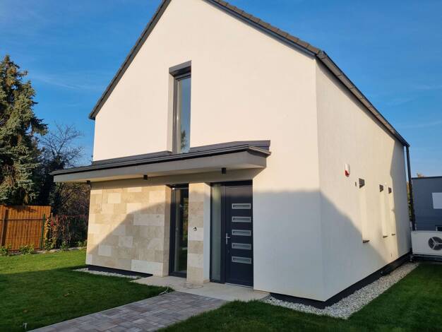 Einfamilienhaus zum Kauf 387.000 € 4 Zimmer 130 m² 392 m² Grundstück frei ab sofort Siófok