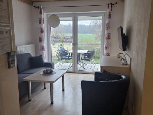 WG-Zimmer zur Miete 770 € 3 Zimmer 70 m² Geschoss 1/3 frei ab 01.07.2026 Längenmoos 3 1 Ochsenhausen 88416