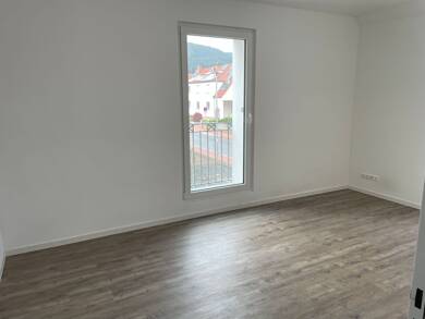 Wohnung zur Miete 840 € 2 Zimmer 70 m² 2 Geschosse frei ab 01.08.2025 Fünfhausenstraße 21 Springe Springe 31832