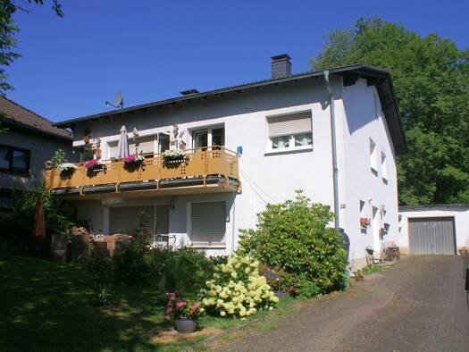 Mehrfamilienhaus zum Kauf 260.000 € 6 Zimmer 167 m² 720 m² Grundstück Ruppichteroth Ruppichteroth 53809