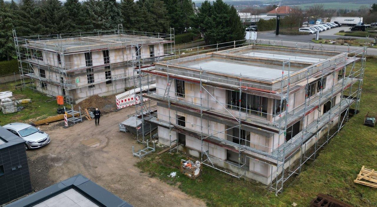 Doppelhaushälfte zum Kauf 355.000 € 4 Zimmer 125 m²<br/>Wohnfläche 380 m²<br/>Grundstück Oberroßla/Rödigsdorf Apolda 99510