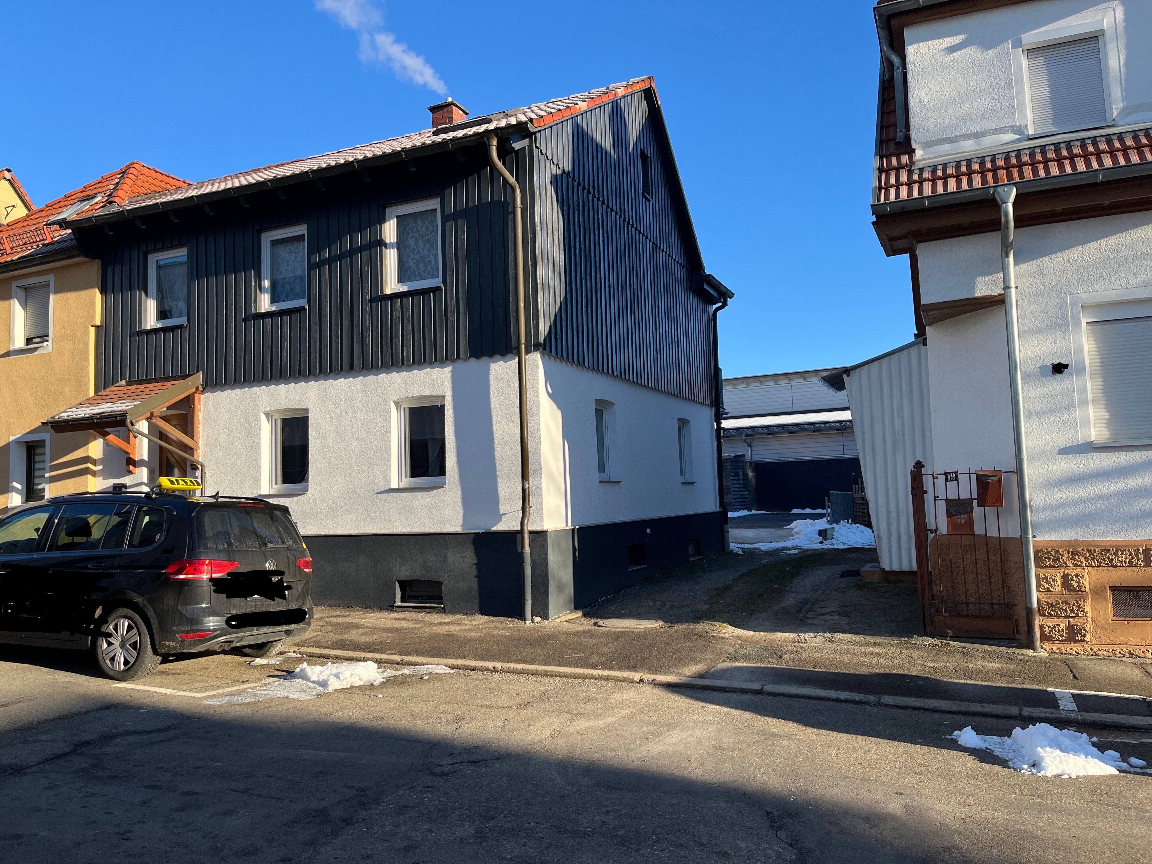 Haus zum Kauf provisionsfrei als Kapitalanlage geeignet 395.000 € 5 Zimmer 124 m²<br/>Wohnfläche 261 m²<br/>Grundstück Innenstadt Süd - Schwenningen Villingen-Schwenningen 78054