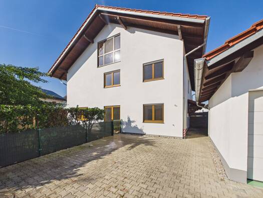 Doppelhaushälfte zur Miete 1.800 € 6 Zimmer 180 m² 350 m² Grundstück Tacherting Tacherting 83342