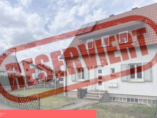 Mehrfamilienhaus zum Kauf 275.000 € 5 Zimmer 105 m² 400 m² Grundstück Trossingen 78647