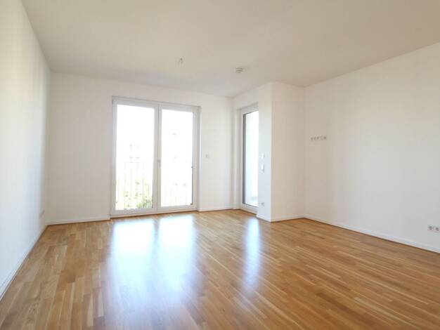 Wohnung zur Miete 1.389 € 4 Zimmer 94 m² 4. Geschoss frei ab 15.09.2026 Hamburger Straße 11 Eutritzsch Nord 04129