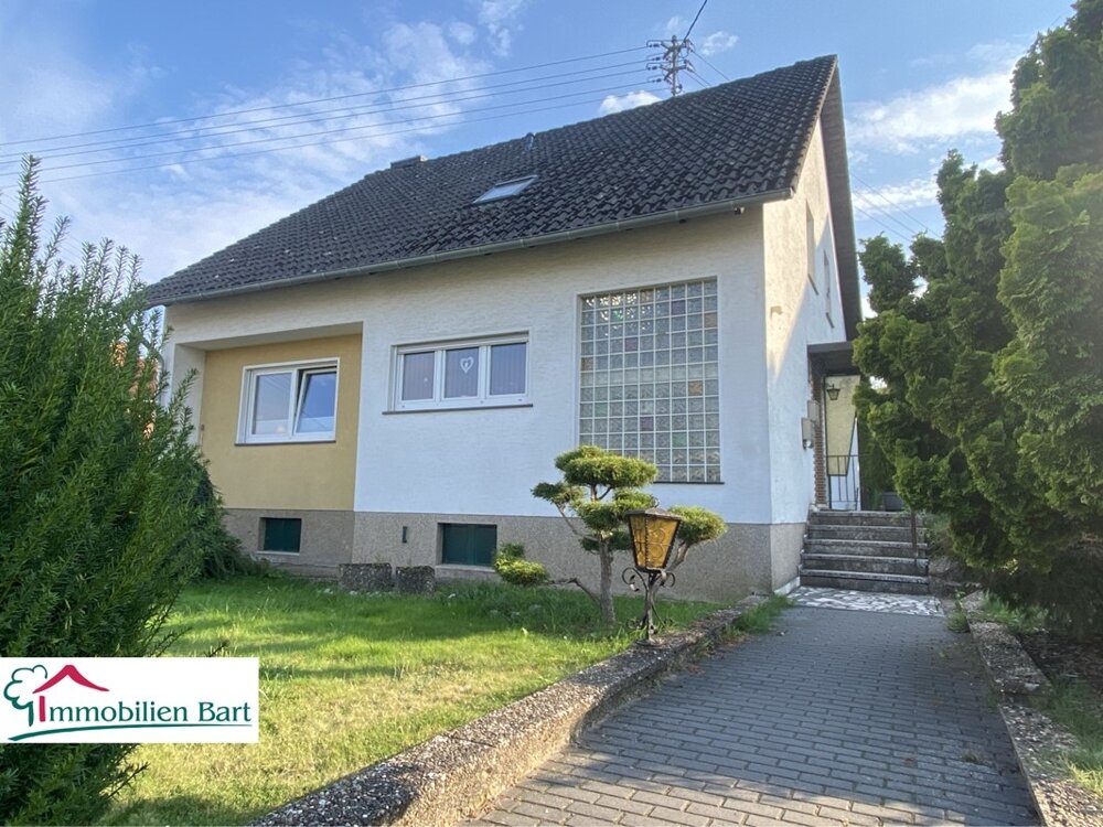 Mehrfamilienhaus zum Kauf 289.000 € 5 Zimmer 180 m²<br/>Wohnfläche 978 m²<br/>Grundstück Schwemlingen Merzig / Schwemlingen 66663