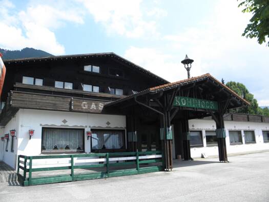 Mehrfamilienhaus zum Kauf als Kapitalanlage geeignet 1.700.000 € 1.500 m² 3.209 m² Grundstück Scharnstein 4644