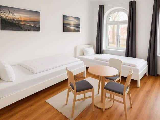 Wohnung zur Miete 700 € 3 Zimmer 68 m² EG Schlosserstraße 15 Lutherplatz Halle (Saale) 06112
