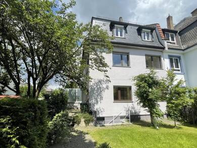 Stadthaus zur Miete 3.200 € 9 Zimmer 217 m² 326 m² Grundstück frei ab 01.09.2025 Heddernheim Frankfurt am Main 60439