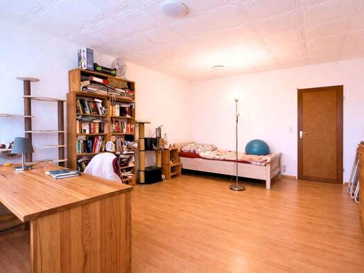 Studio zum Kauf 135.000 € 1 Zimmer 39 m² EG Bruck Erlangen 91058