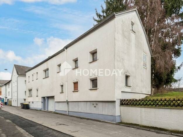 Einfamilienhaus zum Kauf 114.900 € 8 Zimmer 225 m² 677 m² Grundstück Holzhausen Hohenstein-Holzhausen über Aar 65329