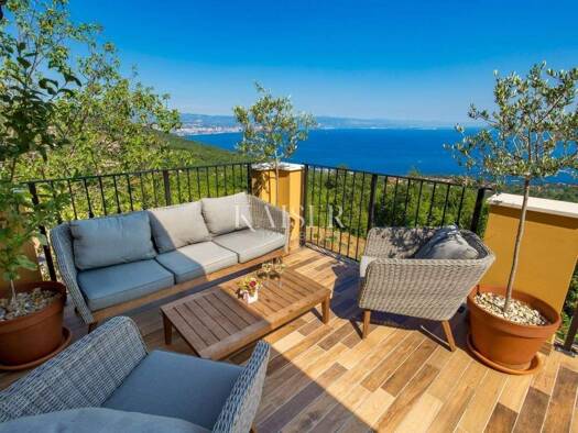 Haus zur Miete 3.100 € 7 Zimmer 300 m² Poljane, Opatija - Okolica Zapad