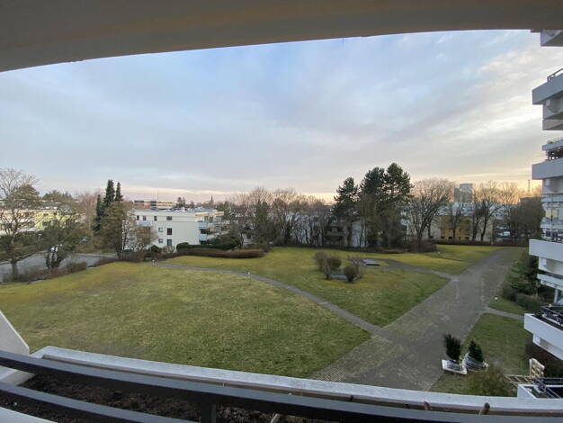 Wohnung zur Miete 1.470 € 3 Zimmer 93,5 m² 3. Geschoss Möhringen Stuttgart 70567