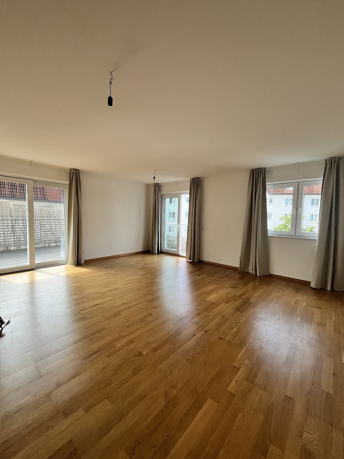 Wohnung zur Miete 1.590 € 2 Zimmer 81,8 m²<br/>Wohnfläche 3.<br/>Geschoss ab sofort<br/>Verfügbarkeit Hansaallee 147 Westend - Nord Frankfurt am Main 60320