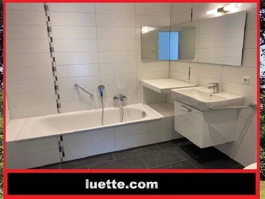 Wohnung zur Miete 590 € 2,5 Zimmer 85 m² Görwihl 79733