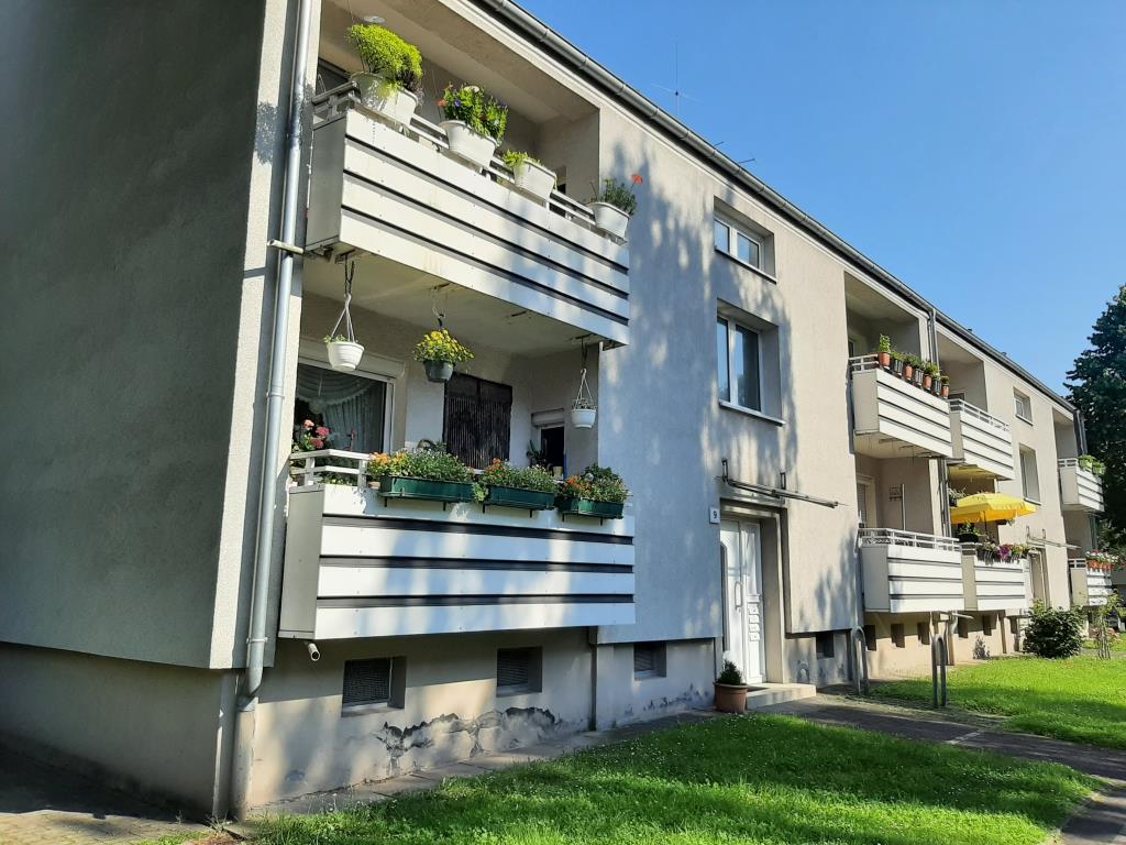 Wohnung zur Miete 429 € 2,5 Zimmer 49 m²<br/>Wohnfläche EG<br/>Geschoss 01.04.2025<br/>Verfügbarkeit Rolanddamm 9 Dümpten Oberhausen 46045