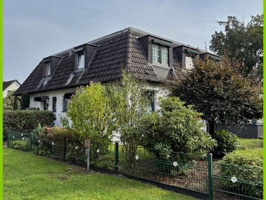 Doppelhaushälfte zum Kauf 412.000 € 5 Zimmer 98,2 m² 425 m² Grundstück Neugraben-Fischbek Hamburg 21147