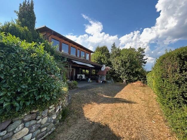 Bungalow zum Kauf 450.000 € 7 Zimmer 142 m² 1.092 m² Grundstück Engen 78234