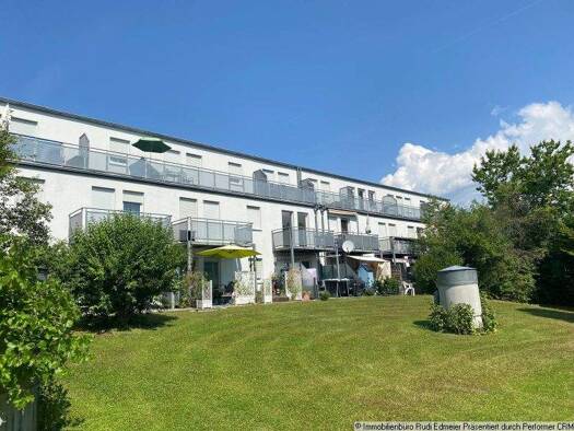 Wohnung zur Miete 550 € 2 Zimmer 62,7 m² frei ab 01.12.2025 Franz-Stettmeier-Str. 22b Metten 94526