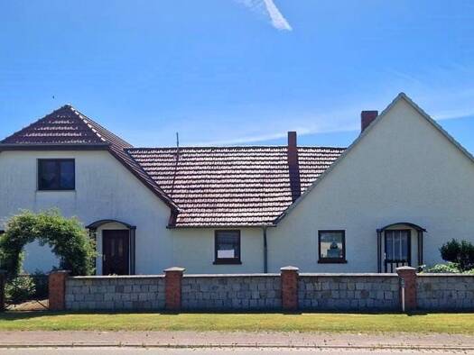 Einfamilienhaus zum Kauf 279.000 € 6 Zimmer 120 m² 1.836 m² Grundstück Sanzkow Siedenbrünzow 17111