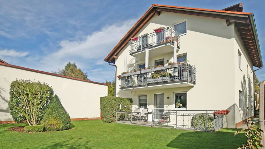 Mehrfamilienhaus zum Kauf provisionsfrei 2.250.000 € 18 Zimmer 488,3 m² 958 m² Grundstück Feldkirchen 85622