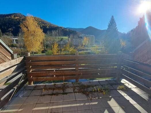 Immobilie in Lilienfeld - Wohnung zum Kauf - Lilienfeld - 90.000 € - 3,5 Zimmer, 84 m² - Bild 0