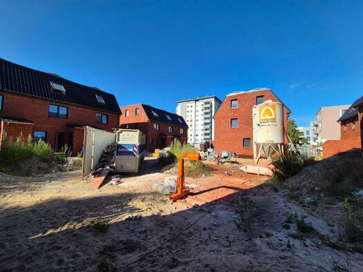 Reihenendhaus zur Miete - Erstbezug 2.490 € 5,5 Zimmer 123 m² 215 m² Grundstück frei ab sofort Garstedt Norderstedt 22846