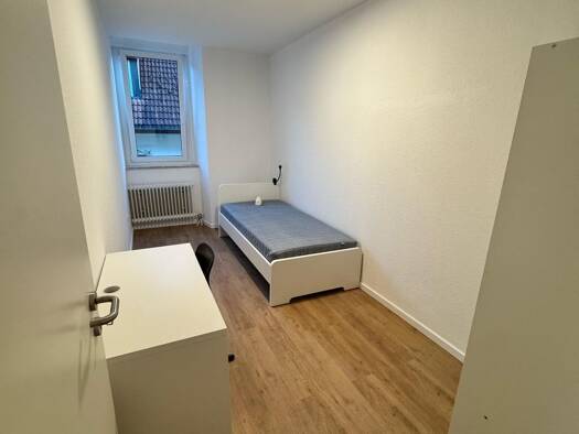 Wohnung zur Miete 430 € 1 Zimmer 10,2 m² frei ab sofort Bahnhofstraße 2 Zell Zell im Wiesental 79669