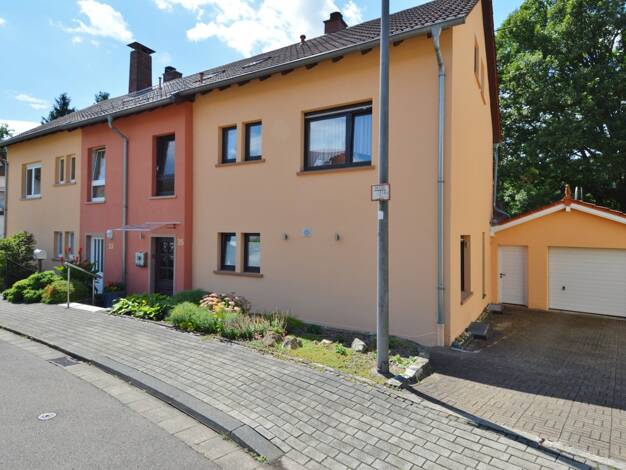 Mehrfamilienhaus zum Kauf 355.000 € 8 Zimmer 174,5 m² 418 m² Grundstück Scheidt Saarbrücken / Scheidt 66133