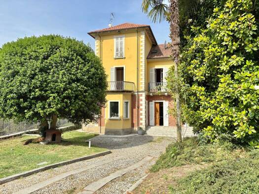 Einfamilienhaus zum Kauf 850.000 € 10 Zimmer 301 m² 3.461 m² Grundstück frei ab sofort Via Resega Mergozzo 28802